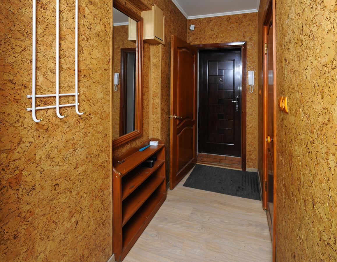 Omsk Sutki Apartments At Pushkina 99 Floor 3 Dış mekan fotoğraf
